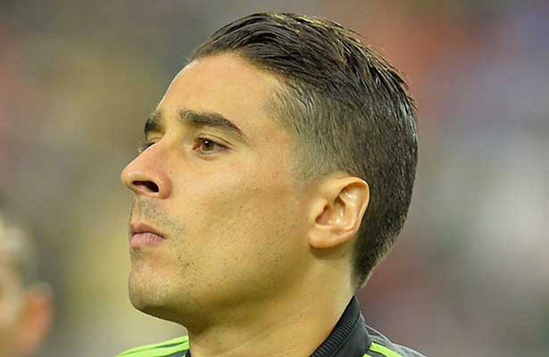¿Por qué Memo Ochoa se cortó el cabello? Ya! FM
