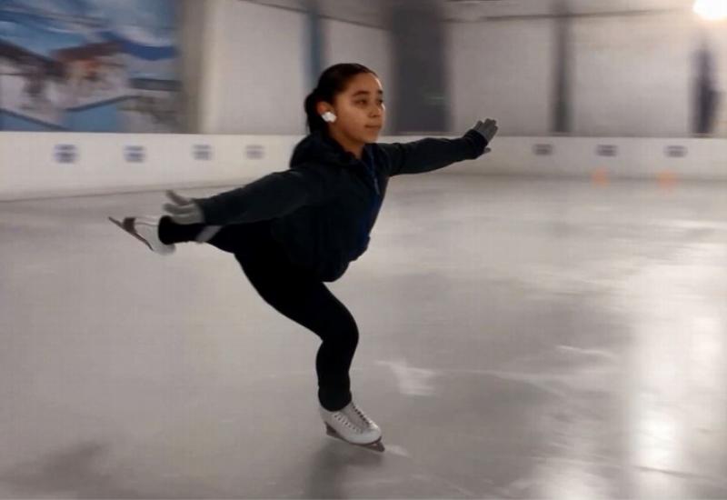 Tiene 10 años, es veracruzana y destaca en patinaje sobre hielo, mira quien (+video)