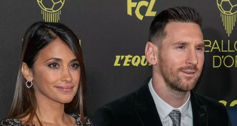 Quisieron quitar a la esposa de Messi de la foto y el futbolista la defiende (+video)
