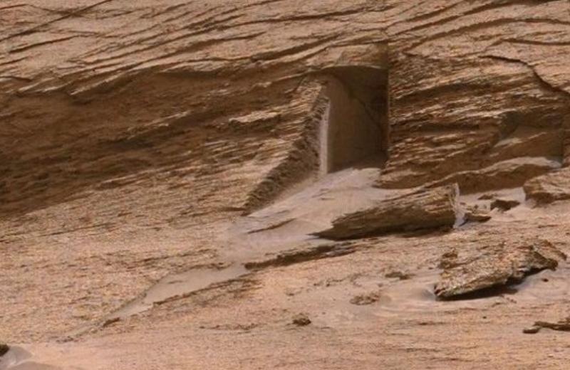 ¡Viral! Hallan una 'puerta' en Marte ¿serán vestigios de una civilización perdida?