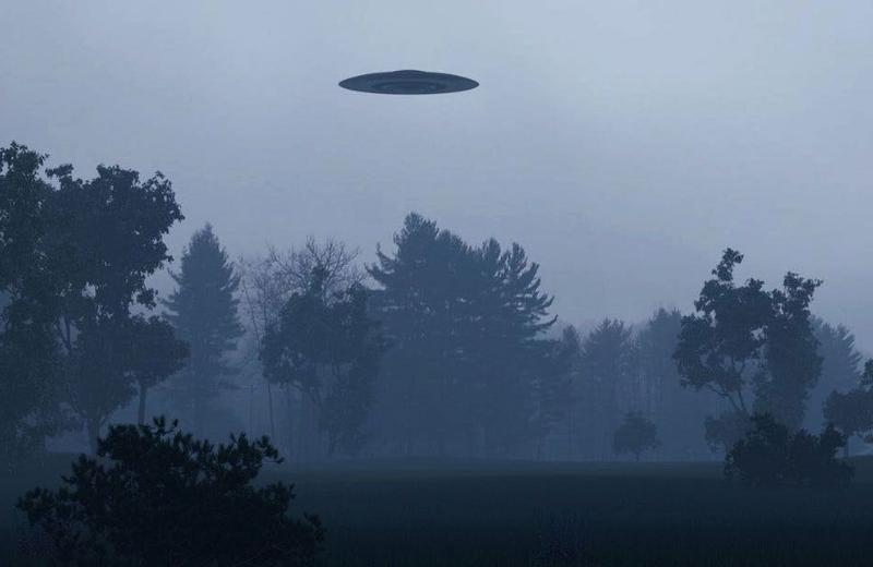 Imagen ¿OVNI? Revelan aterrador vídeo de naves extraterrestres que aterra al gobierno de Estados Unidos