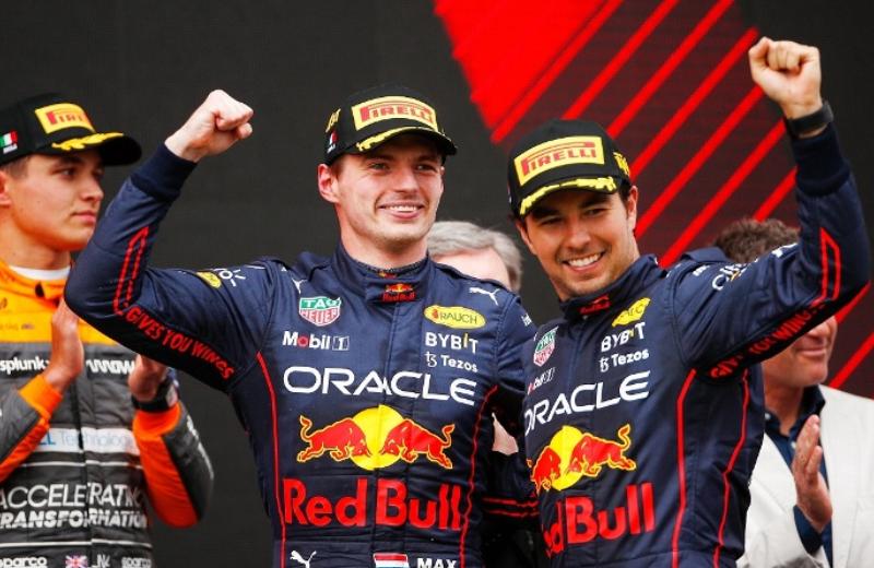Verstappen conquista el GP de los Países Bajos ¡Checo Pérez queda fuera!