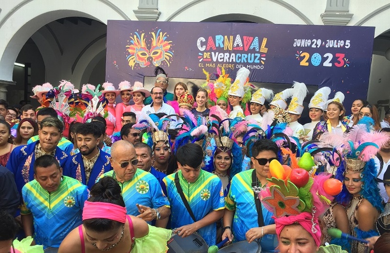 Lanzan Convocatoria Para La Corte Real Del Carnaval De Veracruz 2023