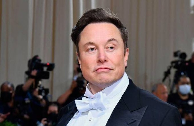 Elon Musk amenaza con demandar a Instagram 'por copión' 