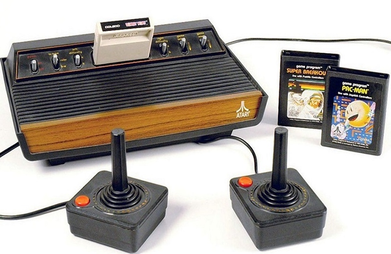 ¡Saca tus cartuchos! Relanzarán consola 2600 de Atari