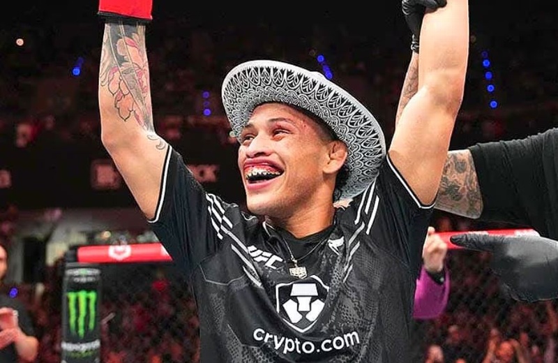 Rolando Rodríguez celebra su triunfo en UFC México con frase del 'Ferras'