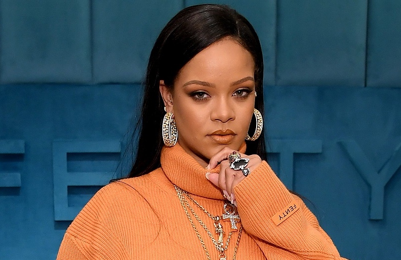 ¿Cuánto cobró Rihanna por cantar en la pre-boda del hijo del hombre más rico del mundo?