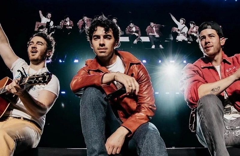 Jonas Brothers posponen conciertos en México; Nick Jonas enfermó de influenza