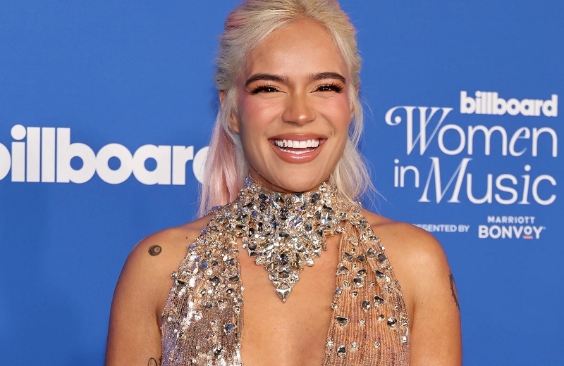 Con ocho premios Latin Billboard, Karol G supera a Peso Pluma